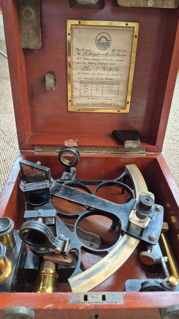 Sextant - Messing - Henry Hughes & Son Ltd. - Tweede
