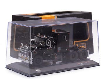 IXO 1:43 - Model vrachtwagen - Mack R-Series 1966, Nieuw