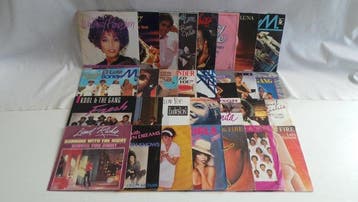 Various Artists in Soul/Funk/Disco - 30 x 7 singles feat., Nieuw in verpakking