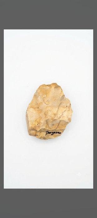Paleolithisch Vuursteen Bifaciaal gereedschap uit vuursteen,, Verzamelen