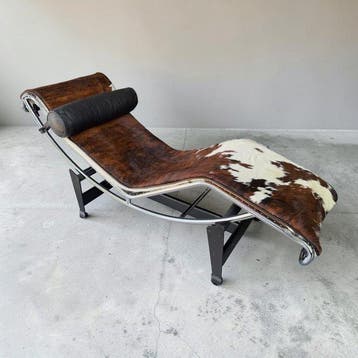 Cassina - Le Corbusier, Charlotte Perriand, Pierre Jeanneret, Antiek en Kunst, Kunst | Designobjecten