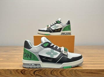 Louis Vuitton - LV Trainer Monogram Strap - Sneakers - Maat:, Kleding | Heren, Schoenen, Nieuw