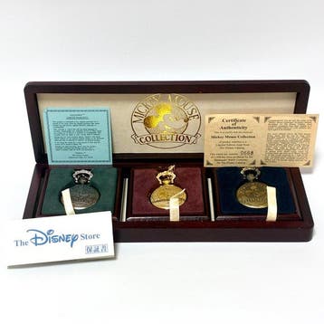 Disney - Working - Mickey Mouse Collection Pocket Watch Set, Verzamelen, Nieuw