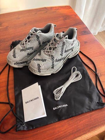 Balenciaga - Triple S - Sneakers - Maat: EU 42, Kleding | Heren, Schoenen, Nieuw