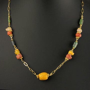 Oud-Romeins Ketting met multikleurige Romeinse glas kralen