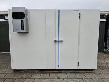 Koelcel 312 x 162 x 210 cm stekker klaar, Nieuw in verpakking, Koelen en Vriezen