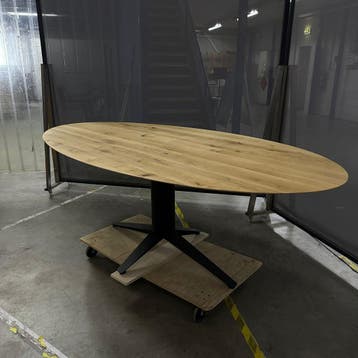 Eettafel Carve - Ongebruikt, 100 tot 150 cm, Eikenhout, 200 cm of meer, Ophalen of Verzenden