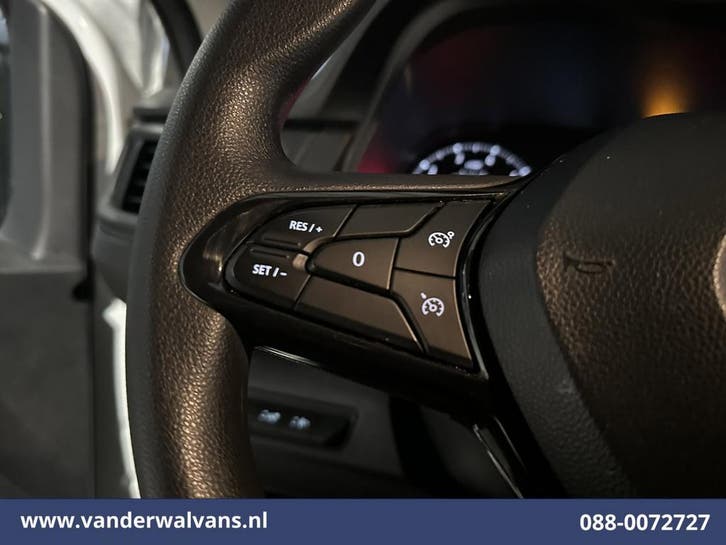 Renault Trafic L2 H1 | Lease vanaf 291,- p/mnd, Auto's, Gebruikt, Euro 6, Wit, Dealer onderhouden