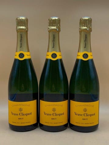 Veuve Clicquot - Champagne Brut - 3 Flessen (0.75 liter), Nieuw