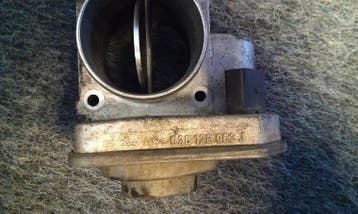 gasklep huis smoorklep 038128063J 2.0 SDi BST Caddy 3 2005+, Verzenden, Nieuw