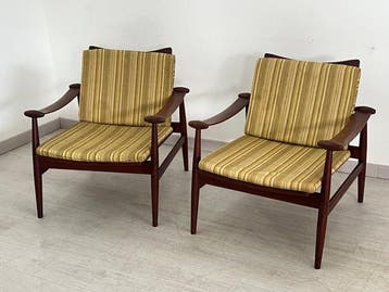 France & Daverkosen - Finn JUHL (1912-1989) - Fauteuil (2) -