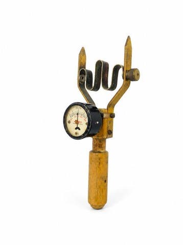Ancien contrôleur d’accumulateur , voltmètre-ampèremètre -