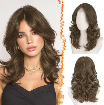 Dames Pruik Kort Golvend | Lichtbruin | Retourdeal -33%, Kleding | Dames, BARSDAR, Ophalen of Verzenden, Accessoires, Maat 36 (S)