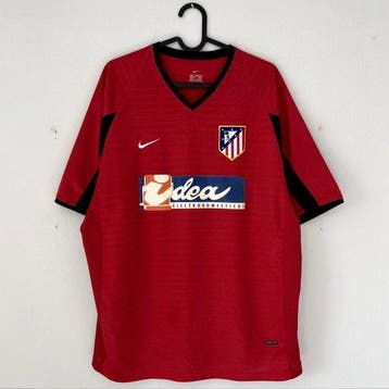 Atlético Madrid - Spaanse voetbal competitie - 2001 -, Nieuw