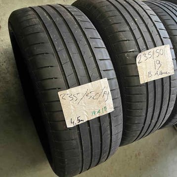 2 x Bridgestone 235-50-19 Zomerbanden 4,5mm, 19 inch, Gebruikt, Ophalen of Verzenden, 235 mm