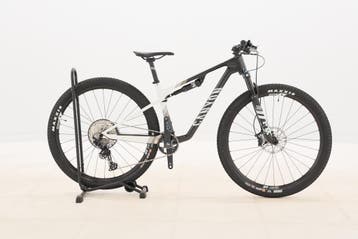 Canyon Lux World Cup CF 6 – 2023 – 166 - 175 cm, Fietsen en Brommers, Fietsen | Mountainbikes en ATB, Verzenden, Zo goed als nieuw