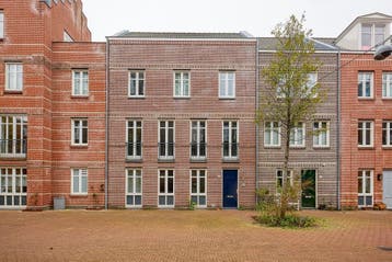 Te huur: Huis Adriaan Vlackstraat in Den Haag, Den Haag, Zuid-Holland