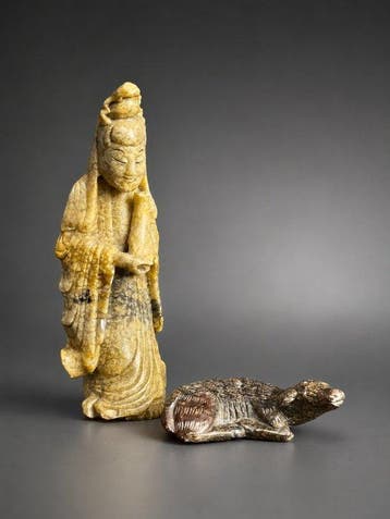 Guanyin et Buffle deau - Steen - China (Zonder