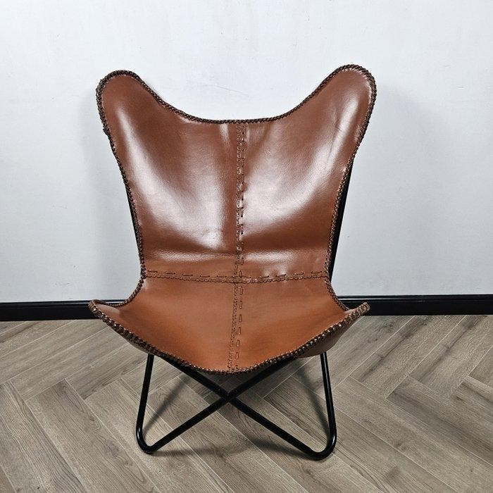 Stoel - Butterfly stoel (3107) - Leder, Metaal, Antiek en Kunst, Curiosa en Brocante