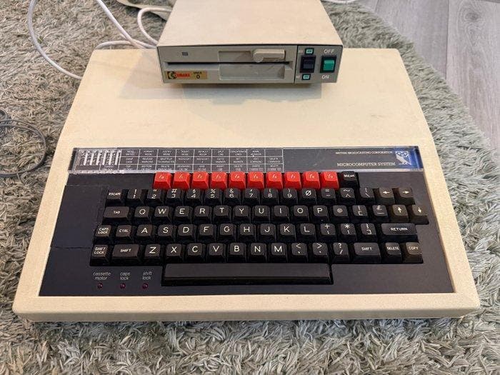 Acorn BBC Micro computer (Acorn) Disc drive, guides & game -, Spelcomputers en Games, Spelcomputers | Overige Accessoires