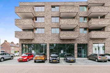 Winkelruimte te huur Schoonhoven Beneluxlaan 1R, Huur, Winkelruimte