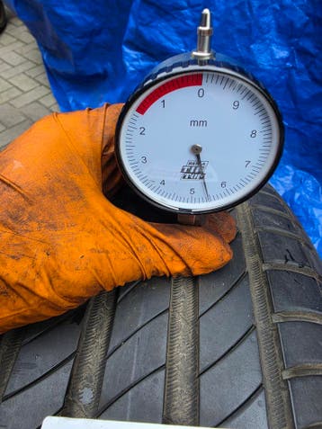 215/55r17 94W Michelin primacy4 Dot21, Auto-onderdelen, Ophalen, 17 inch, Band(en), Zomerbanden