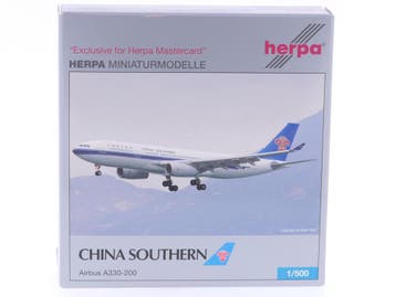 Schaal 1:500 Herpa 514583 China Southern Airbus A330-200..., Ophalen of Verzenden, Zo goed als nieuw