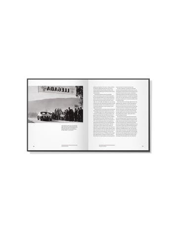 ALFA ROMEO GIULIA THE FIRST WINNING GTA CARLOS LEPROS, Nieuw, Alfa Romeo, Author