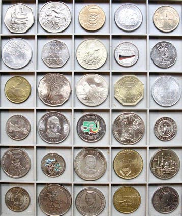 Wereld. 30 Different Nice Quality Coins | 1963-2021 | Exotic