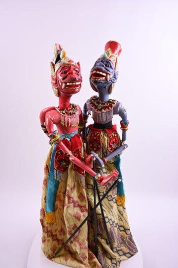 Wayang golek (2) - Hout, Textiel - 1990-2000
