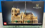Lego Set - 21061 - Adventurers - LEGO Architecture - Notre -, Nieuw