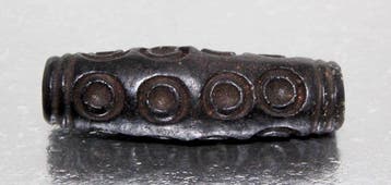 Antieke boeddhistische heilige Tibetaanse magnetische steen