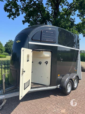 Prachtige Humbaur 2 Paards met zadelkamer!, Ophalen, Zo goed als nieuw, Polyester, 2-paards trailer