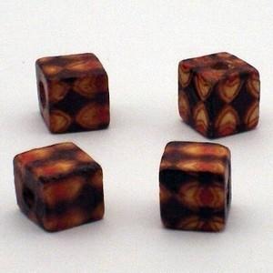 25 x houten kubus kraal 8x8mm Gat: c.a. 3mm (Houten kralen), Ophalen of Verzenden, Nieuw, Kraal