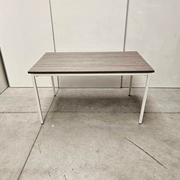 Zeer nette kantoortafel - 140x80 cm (alleen per set), Ophalen of Verzenden, Nieuw