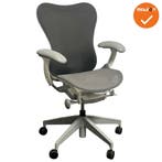 Herman Miller Mirra 2 Bureaustoel – Grijs met wit – Full, Werkplek, Ophalen of Verzenden, Gebruikt, Stoel