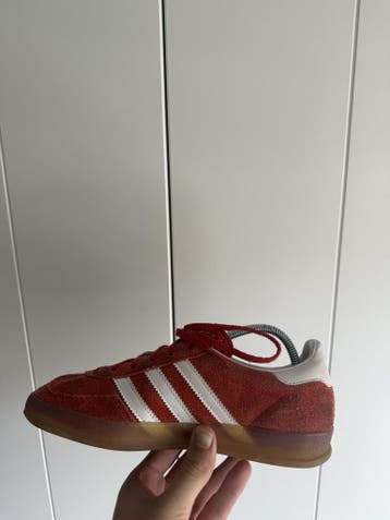 Adidas Gazelle – Roestrood/Wit – Maat 37.5, Adidas, Oranje, Ophalen of Verzenden, Sneakers of Gympen