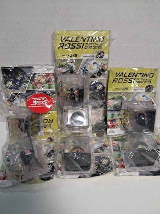 Miniatuurhelm - Planeta DeAgostini - Valentino Rossi, Hobby en Vrije tijd, Modelauto's | 1:5 tot 1:12