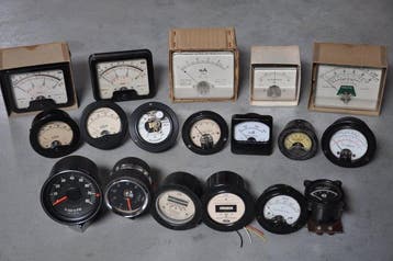 Toerentellers, frequentiemeters, spanningsmeters,, Antiek en Kunst