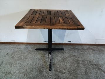 De Arends Terrastafel - B70 x D70 x H75 cm - hout -