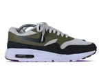 Nike Air Max 1 Ultra Essential Olive Flak • 42.5, Ophalen of Verzenden, Nieuw, Nike, Sneakers of Gympen
