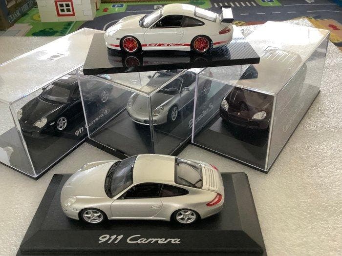 Minichamps 1:43 - Modelauto (5), Hobby en Vrije tijd, Modelauto's | 1:5 tot 1:12