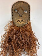 African Baali Ndaaka Ituri mask - Congo. (Zonder