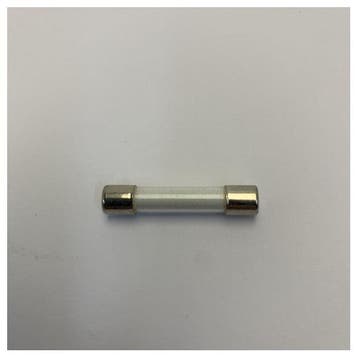 Bieden: ELU Slow-Mounted Glass Fuse 0.63A - 6x30mm / 6.3x32, Ophalen of Verzenden, Nieuw, Elektra en Verlichting, Zeilboot of Motorboot