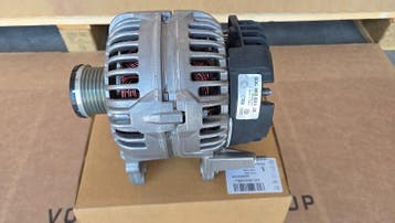 Dynamo 140A VW Golf 6 Polo Touran Caddy Beetle Fabia Ibiza A, Verzenden, Nieuw