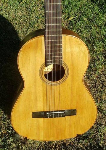 Taurus - - Klassieke gitaar - 1974, Muziek en Instrumenten, Nieuw
