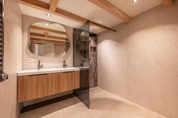 Te huur: Appartement Damrak in Amsterdam, Noord-Holland, Appartement, Amsterdam