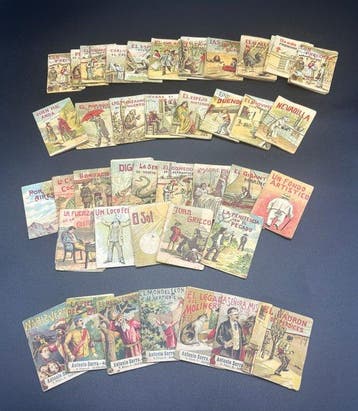 Autores Varios - 47 cuentos en miniatura de principios del, Antiek en Kunst