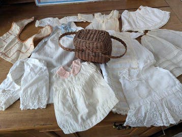 - Pop Lot of vintage clothing and undergarments - 1910-1920