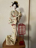 Japanese Geisha Doll () — Showa Era (), Kimono, Antiek en Kunst